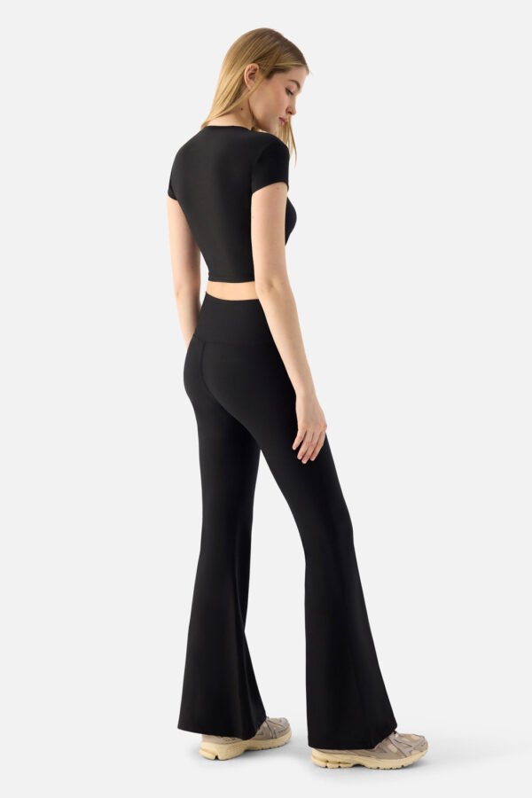 Melina Short Sleeve Crop Top Black - Image 4